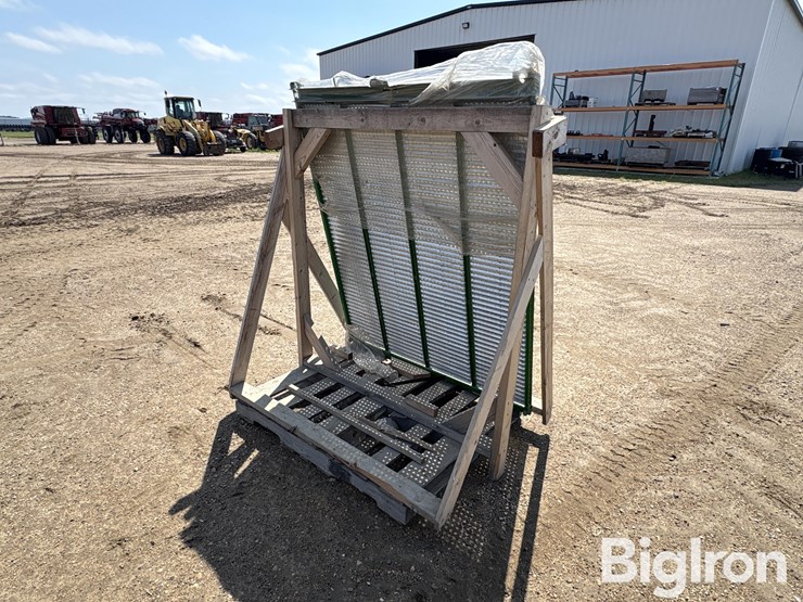 john-deere-s660-combine-bottom-sieve-image-5