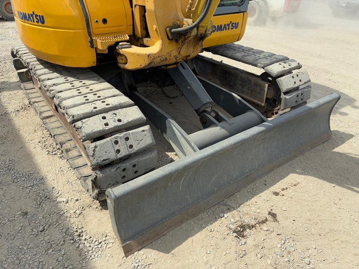 komatsu-pc78mr-6-image-13