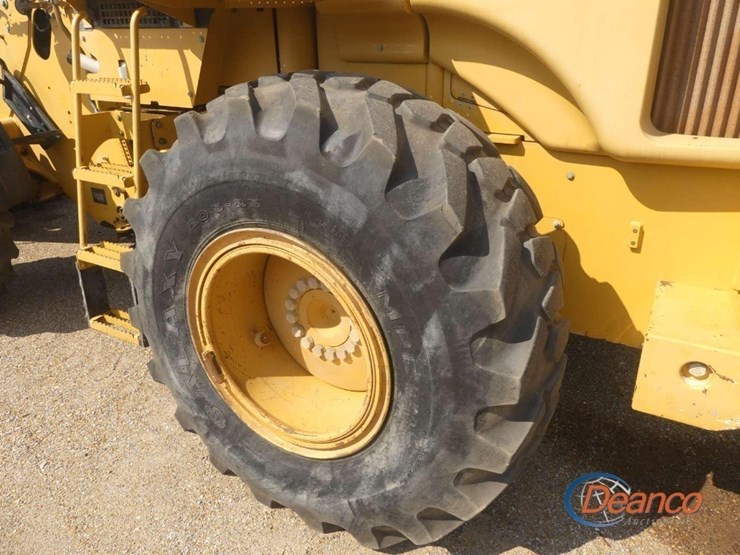 2011-caterpillar-930h-image-4