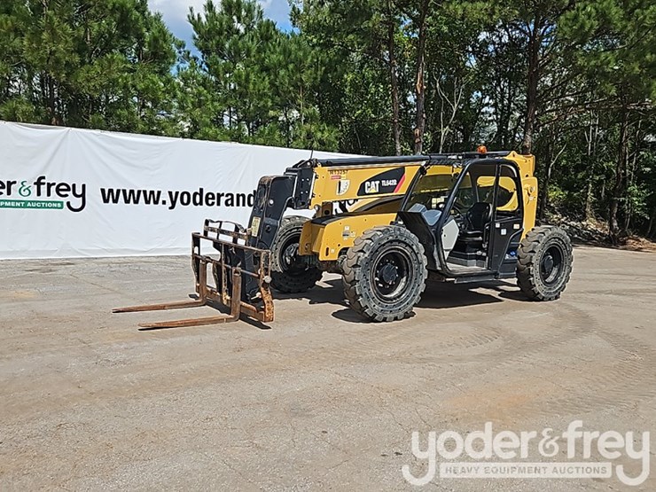 2017-caterpillar-tl642d-image-2