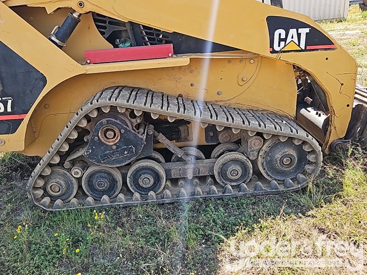caterpillar-257-image-7