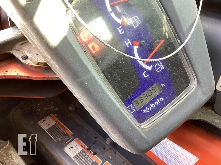 2016-kubota-ssv65-image-14