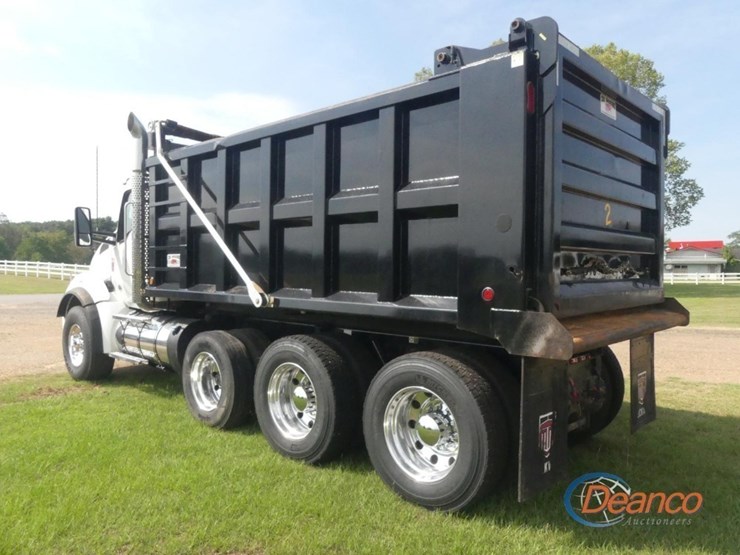 2024-kenworth-t880-image-3