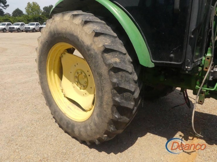 2010-john-deere-6115d-image-8