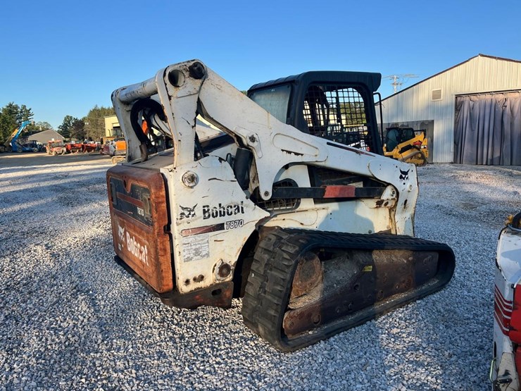 2012-bobcat-t870-image-5