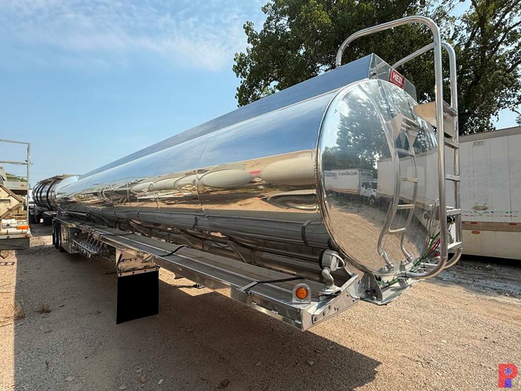 2019-heil-tank-image-2