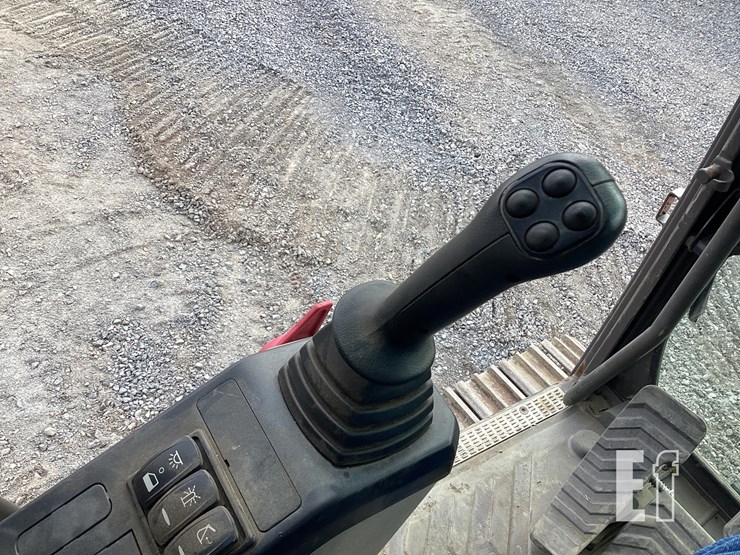 2018-volvo-ec250el-image-22