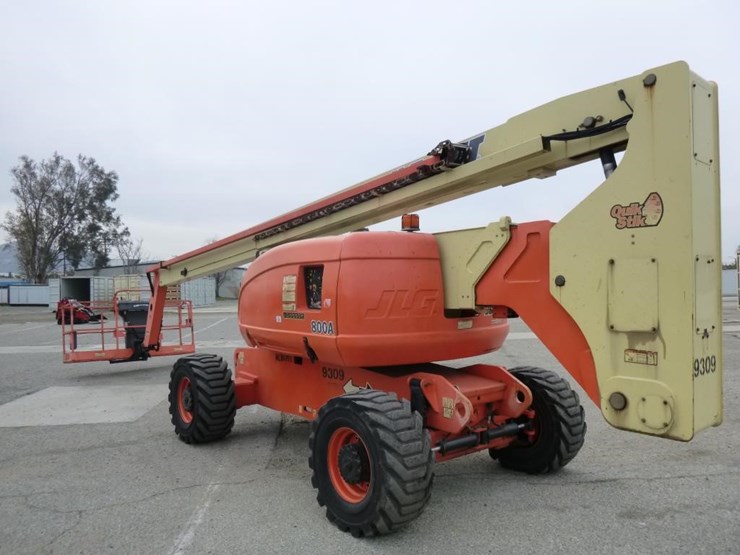 2013-jlg-800a-image-4