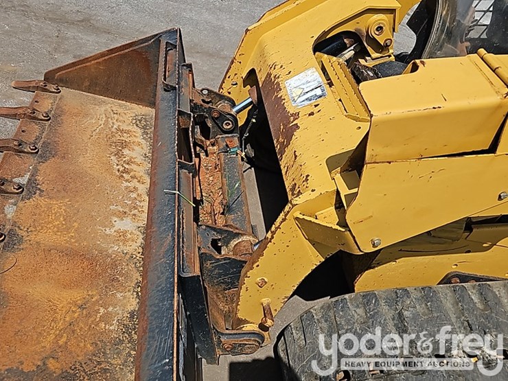 2019-caterpillar-299d2-xhp-image-16