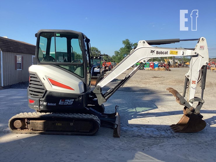 2020-bobcat-e35-image-5