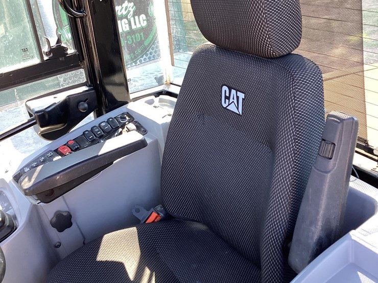 2020-caterpillar-918m-image-11