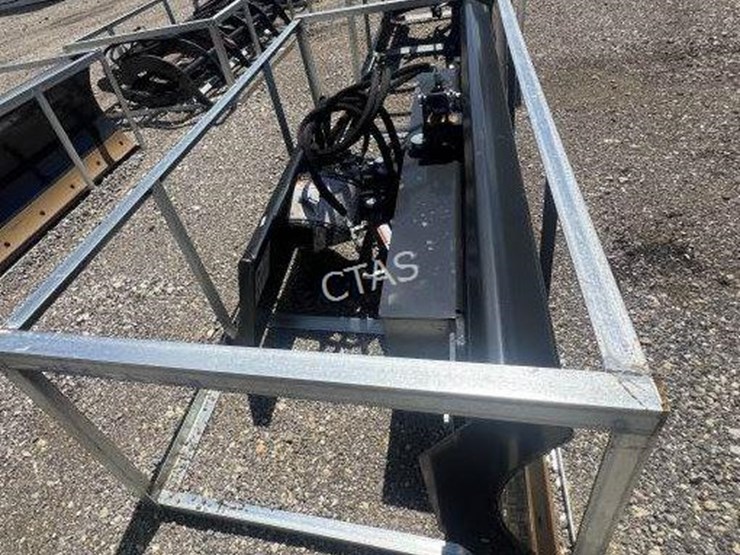 #23-•-wolverine-skid-steer-6-way-dozer-blade-image-2