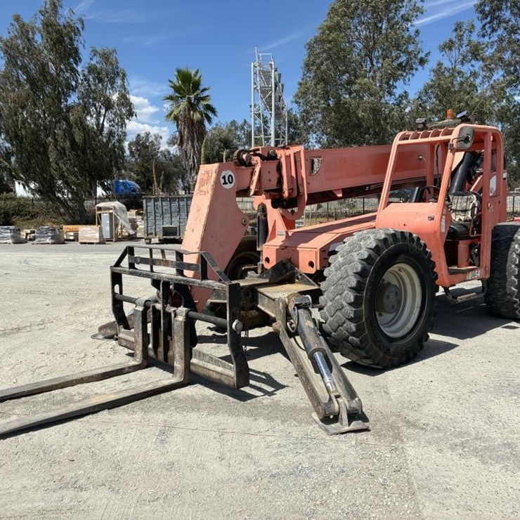 2007 Skytrack 10054 Telescopic Reach Lift