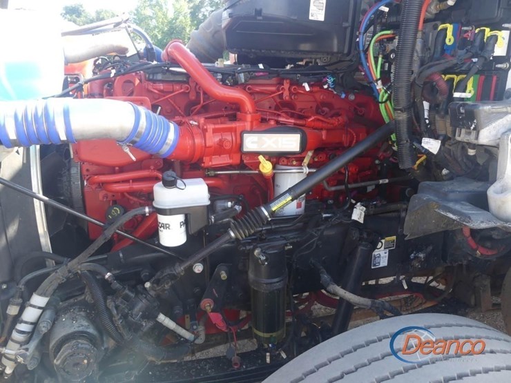 2024-kenworth-t880-image-13