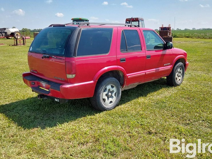 2003-chevrolet-blazer-image-5
