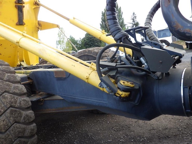 2016-komatsu-hm400-5-image-16