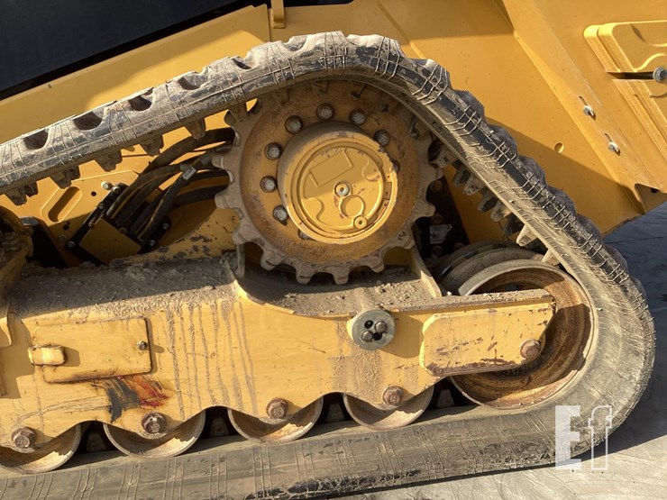 2020-caterpillar-279d3-image-10