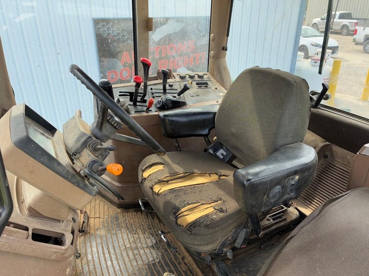 john-deere-7210-image-21