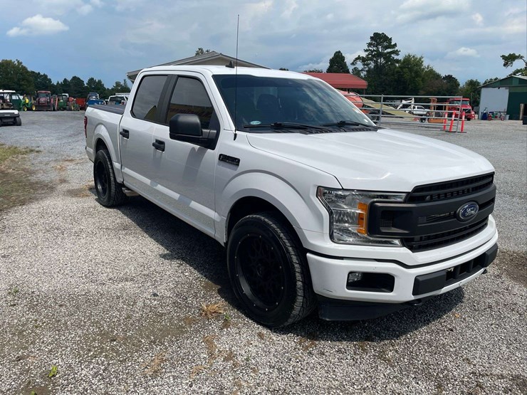 2020-ford-f150-xl-image-5