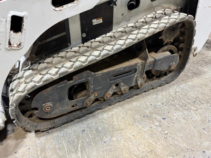 2013-bobcat-mt52-image-12