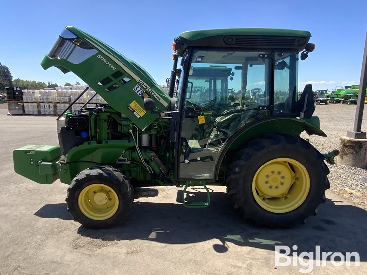 2016-john-deere-5090gn-image-11