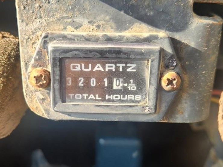 2000-bobcat-325-image-18