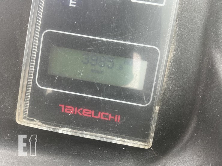 2016-takeuchi-tb1140-image-19