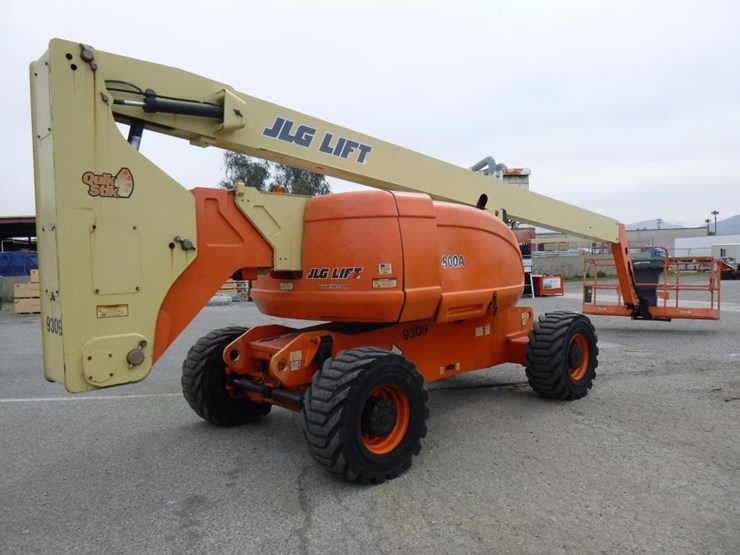 2013-jlg-800a-image-3
