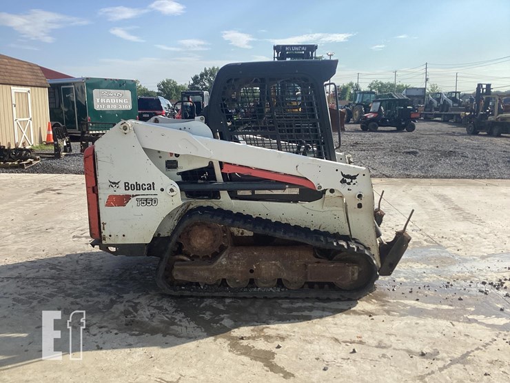 2017-bobcat-t550-image-6