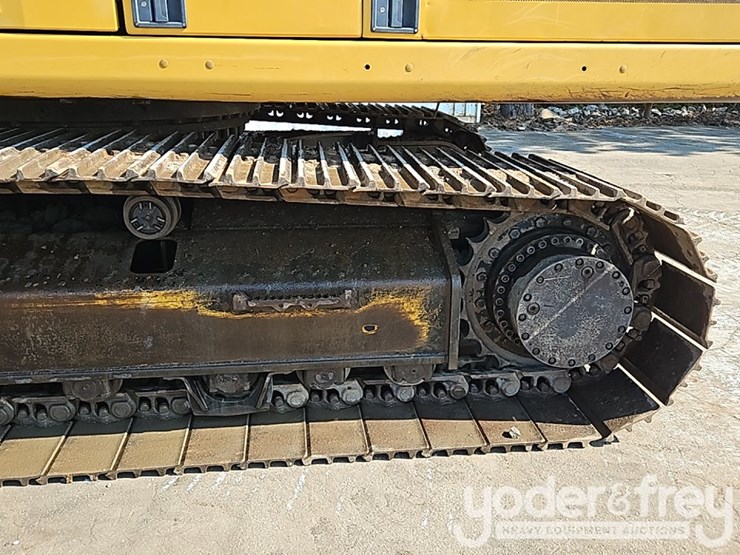 2019-caterpillar-336-image-10