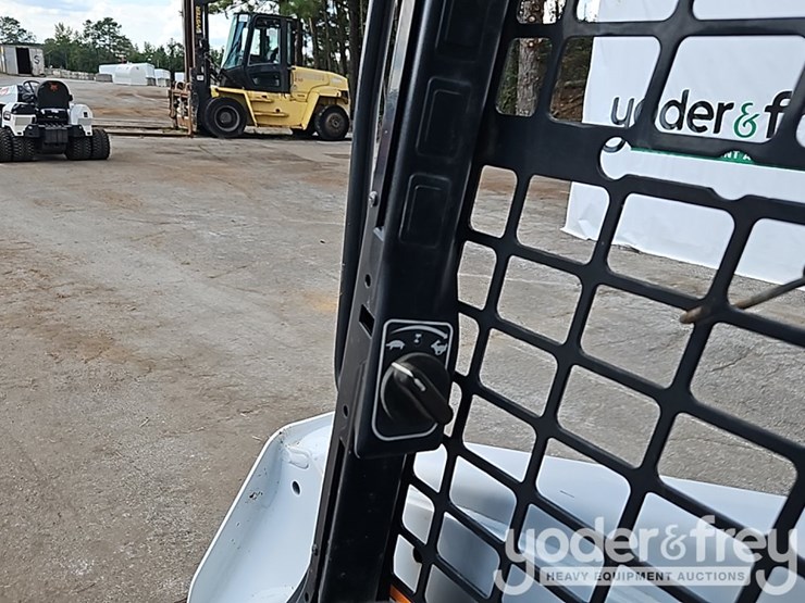 2016-bobcat-s530-image-22