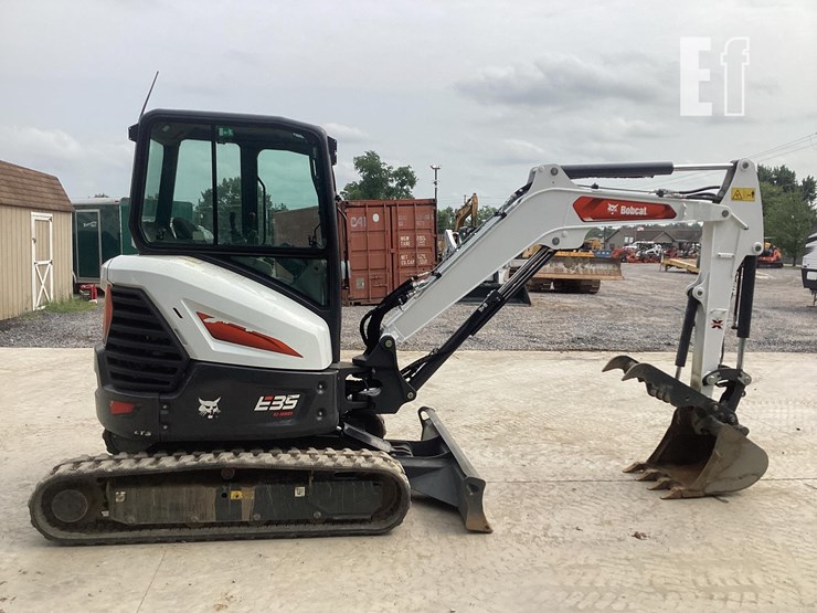 2023-bobcat-e35-image-5
