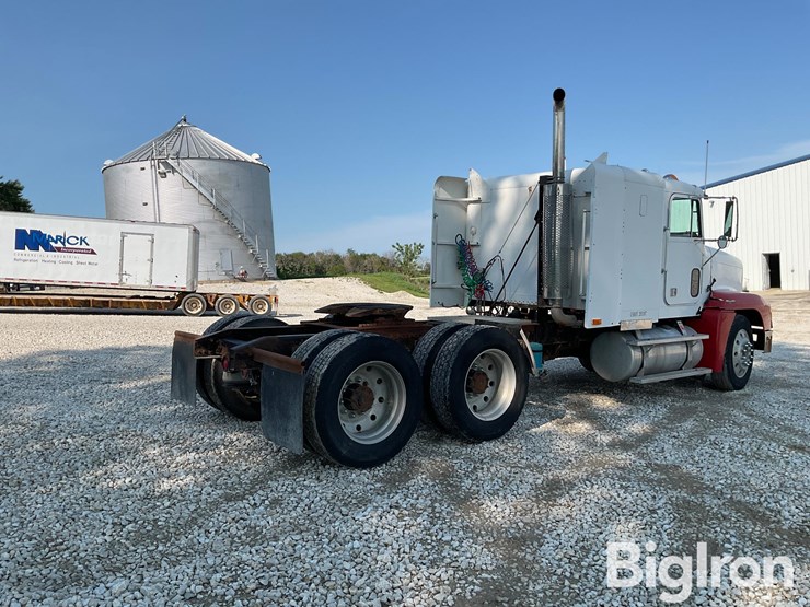 1994-freightliner-fld120-image-5