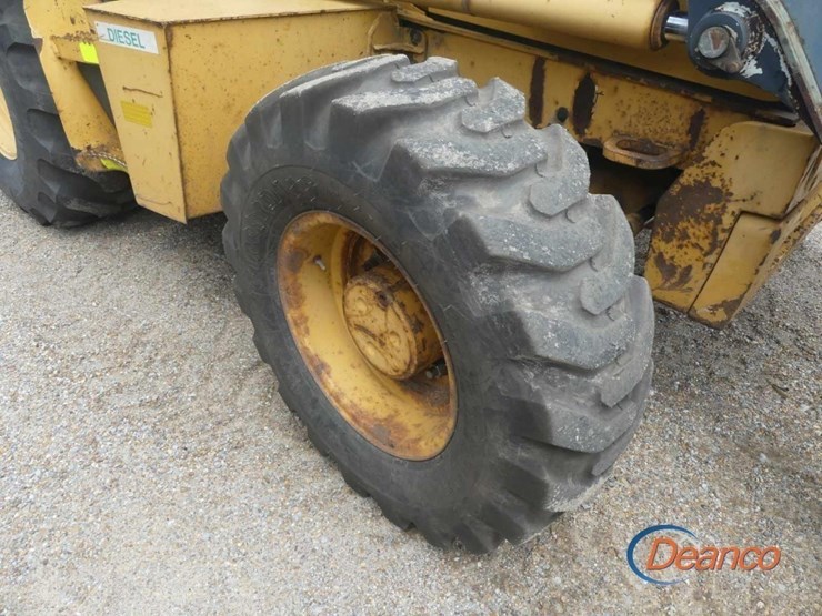 2009-deere-310sj-image-10