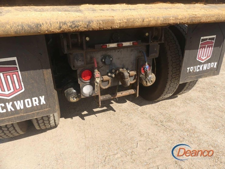 2024-kenworth-t880-image-7