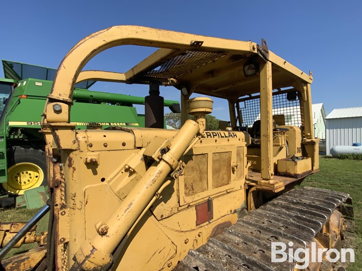 1970-caterpillar-d6c-image-10