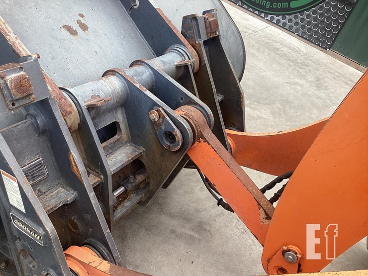 2013-doosan-dl250-image-12
