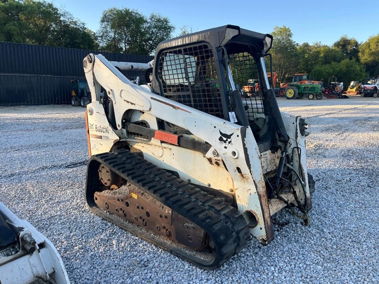 2012-bobcat-t870-image-7