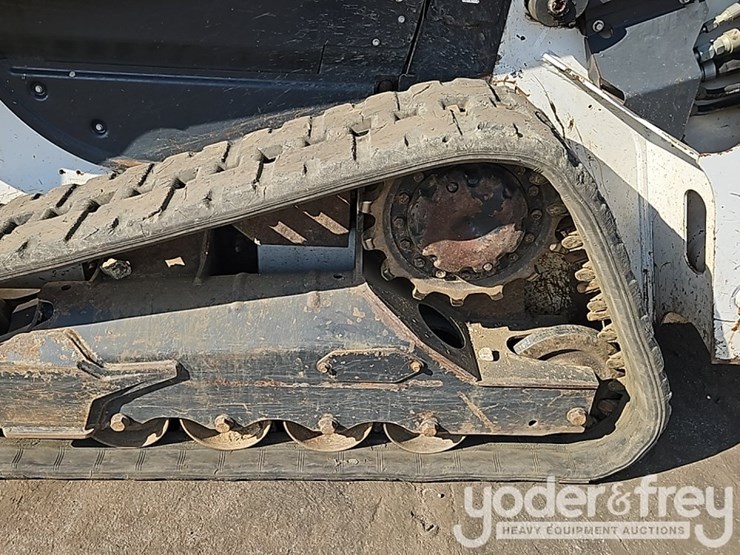 2021-bobcat-t64-image-19