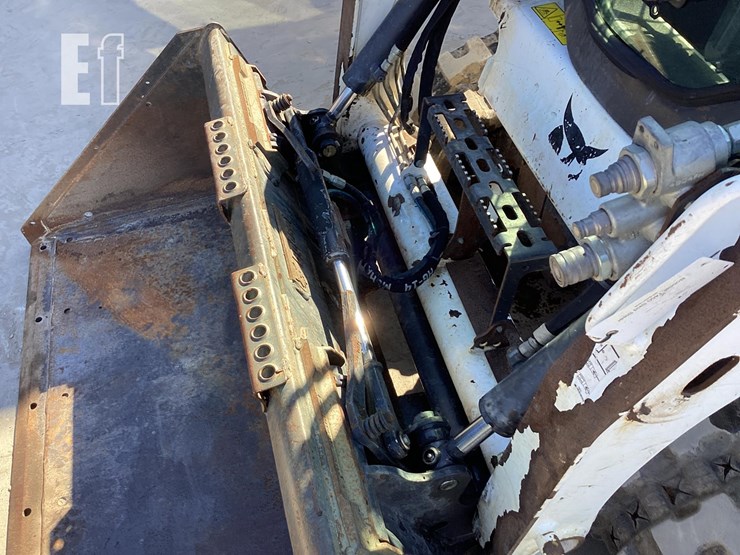 2022-bobcat-t450-image-10
