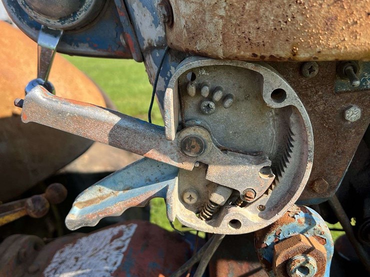 ford-900-image-38