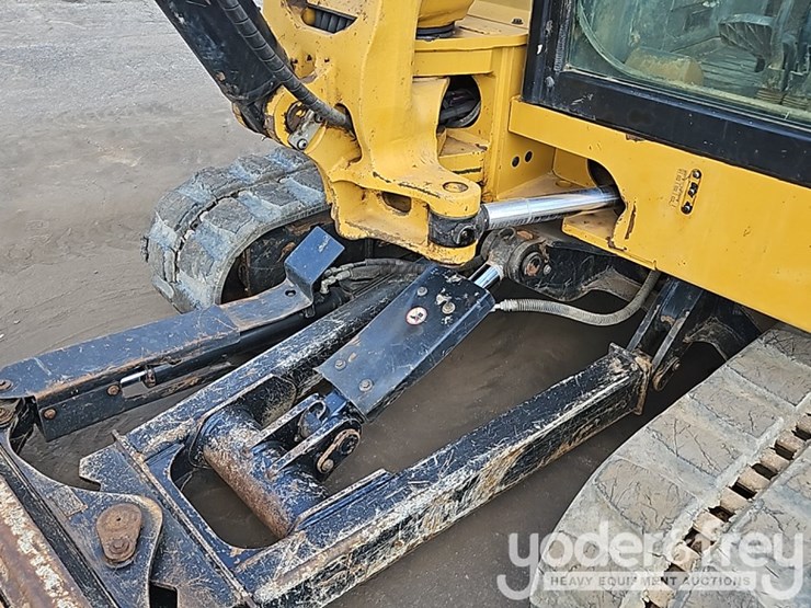 2020-caterpillar-306-cr-image-21