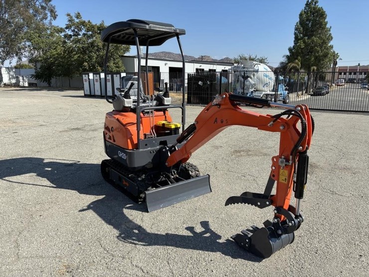 2025-aboss-gh20-hydraulic-excavator-image-2