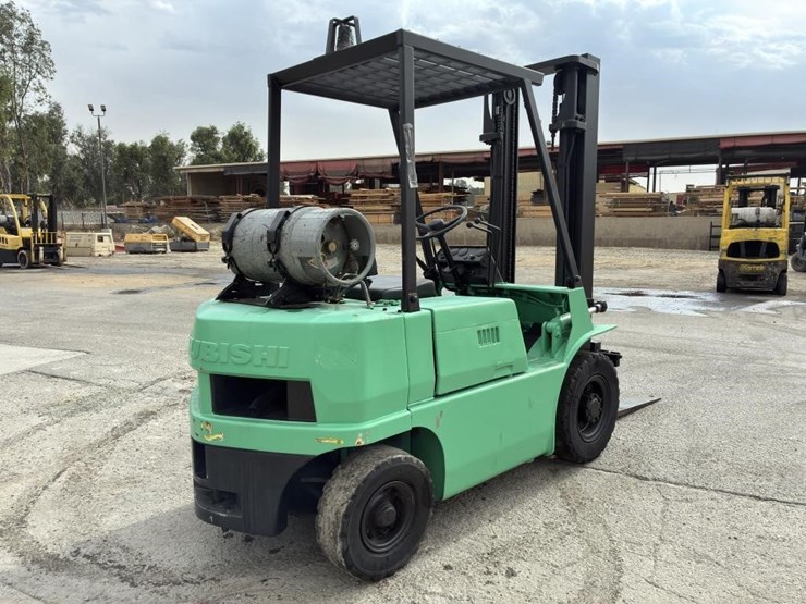 mitsubishi-fg23-forklift-image-3