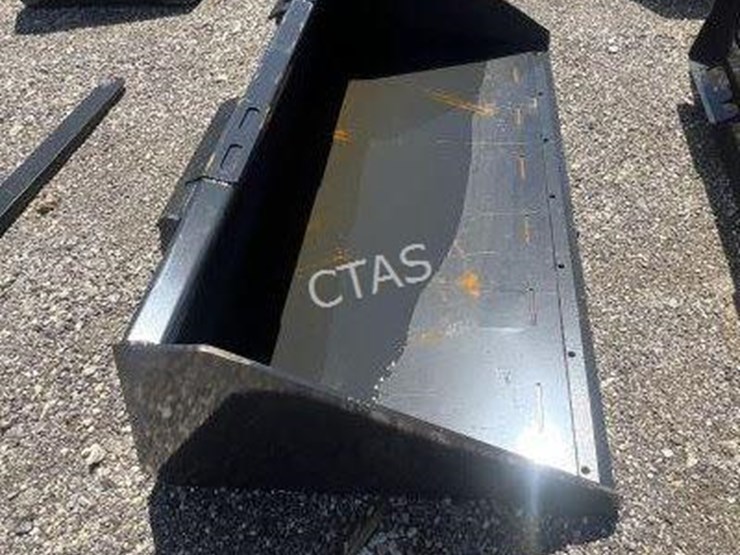 #33-•-wolverine-68"-skid-steer-bucket-image-4
