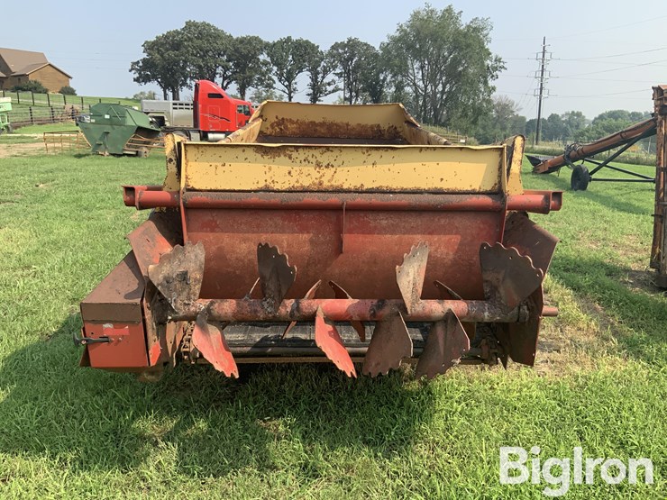 new-holland-155-image-6