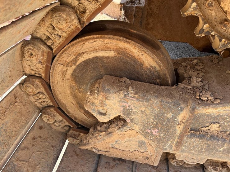 caterpillar-d5n-lgp-image-21