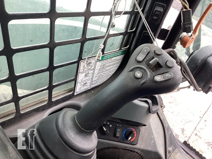 2020-bobcat-t870-image-17