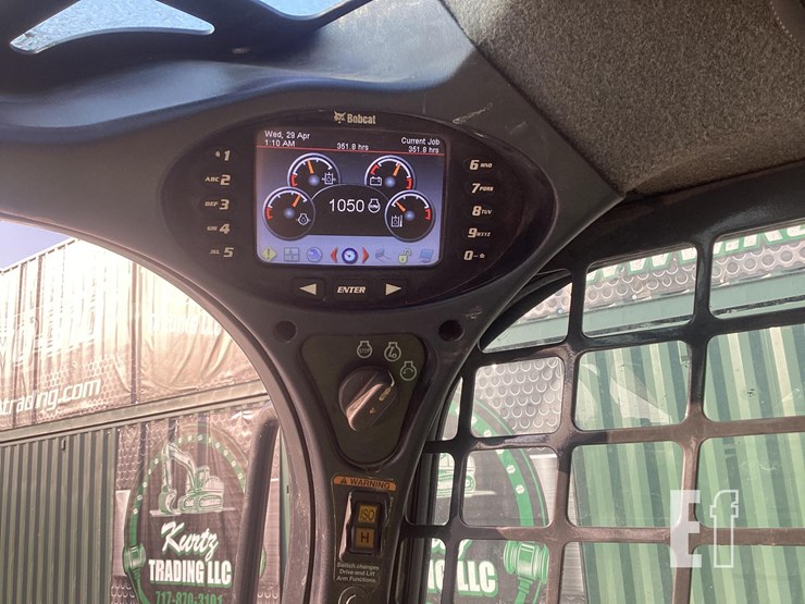 2020-bobcat-t870-image-16