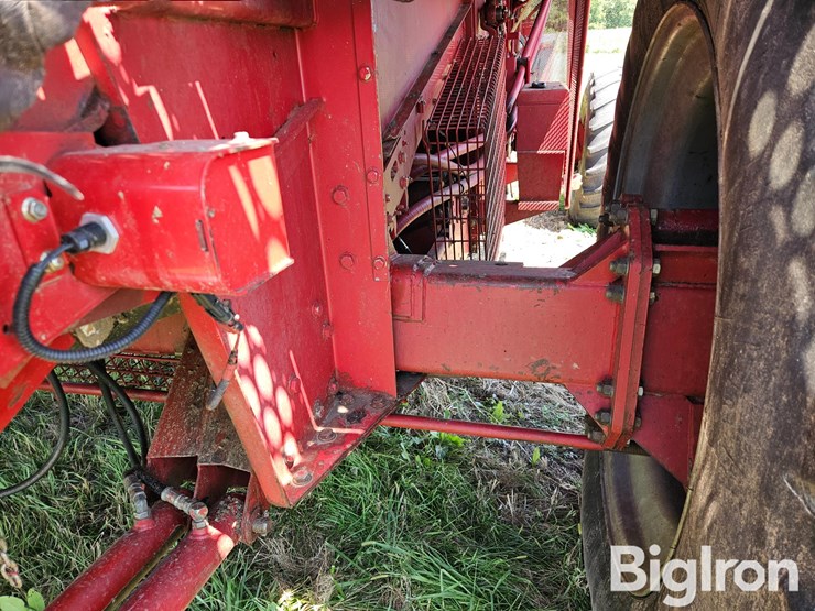 2005-case-ih-2388-image-13